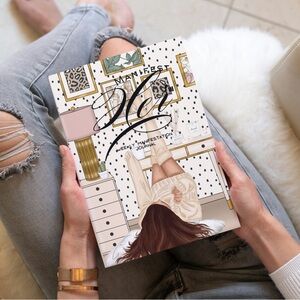 Manifest Her™
Weekly Manifestation Journa